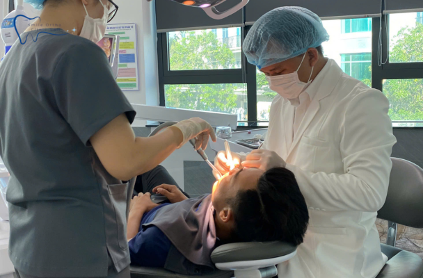 CHỮA TỦY RĂNG TRƯỚC